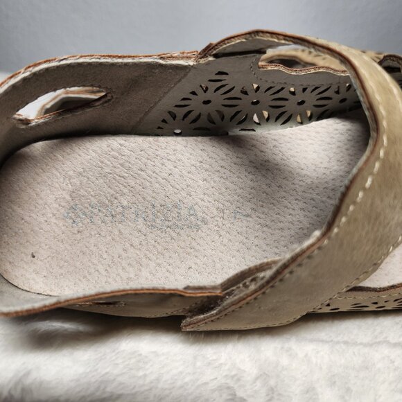 Patrizia by Spring Step Mary Jane Flats - Size 7 - Picture 6 of 7